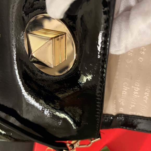 Kate Spade Small Black Patent Leather Purse. - Picture 9 of 9